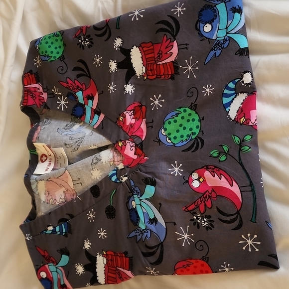 Uniform tops - Picture 3 of 4